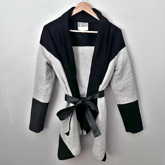 BB DAKOTA | Black Gray Belted Wrap Sweater Coat Wool Blend Katia | Medium - Picture 4 of 12